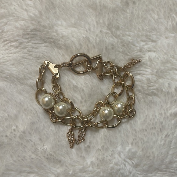 AVON Candy Cane Bracelet - Picture 4 of 5